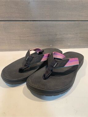 Chaco Womens Lowdown Flip Flop Pink Black Sz 6 Vacation Summer Casual Beach